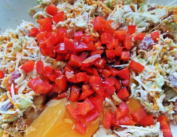 Соль или соевый соус.