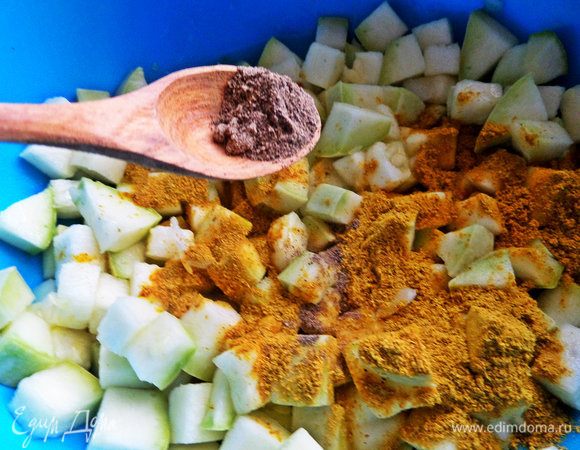 Перец горошком или молотый.