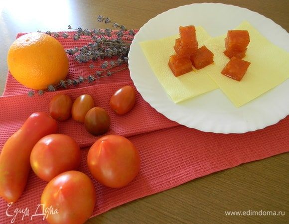 Готовый мармелад можно по желанию посыпать или обвалять в кокосовой стружке, сахарной пудре, сахарном песке, кулинарной посыпке.