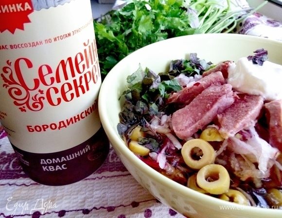 Посолить окрошку по вкусу. Приятного аппетита!