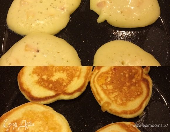 Сковороду с толстым дном хорошо разогреть, смазать растительным маслом и начать жарить панкейки под крышкой на медленном огне.