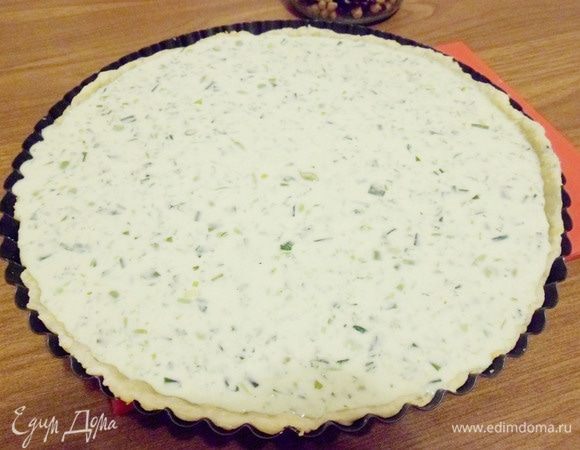 Влить начинку и вернуть в духовку на 30-40 минут.