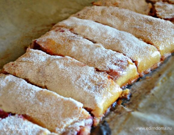 Выпекать штрудель 35-45 мин. в нагретой до 180°С духовке.