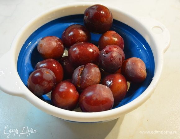 Вынуть из кипятка и хорошо промыть.