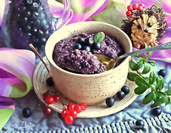 Подавать можно в теплом или охлажденном виде.