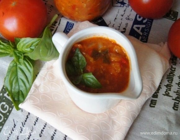 Такой соус хорош и с пастой, и с омлетом, и просто намазать на хлеб.