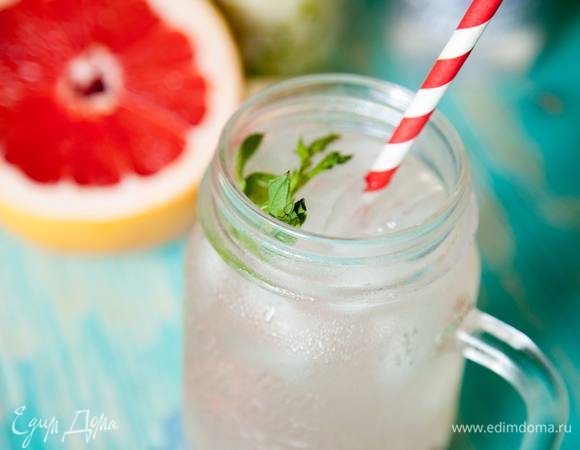 Украсить мятой перед подачей.