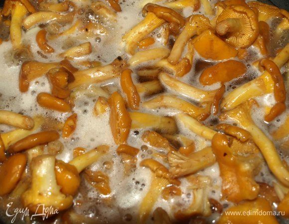 Вливаем квас.