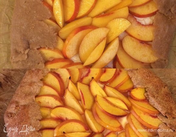 Края слегка смазать белком и посыпать сахаром.