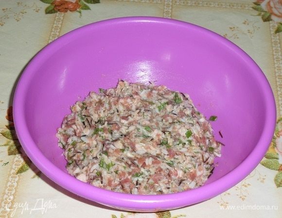 Перемешиваем. Начинка готова.