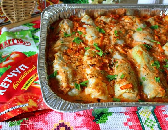 По желанию, готовые голубцы посыпать рубленой зеленью.
Приятного аппетита!