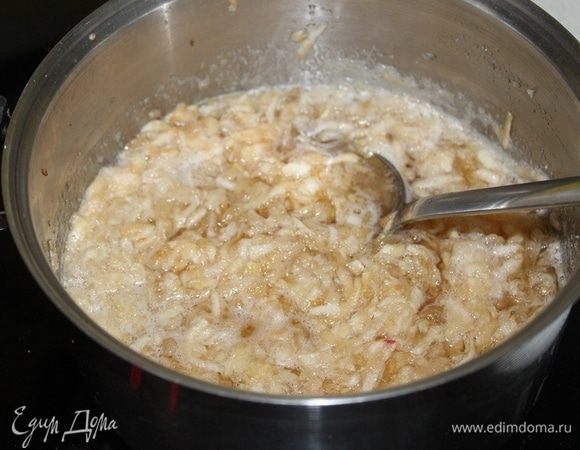 Проварить яблоки на протяжении 20 минут.