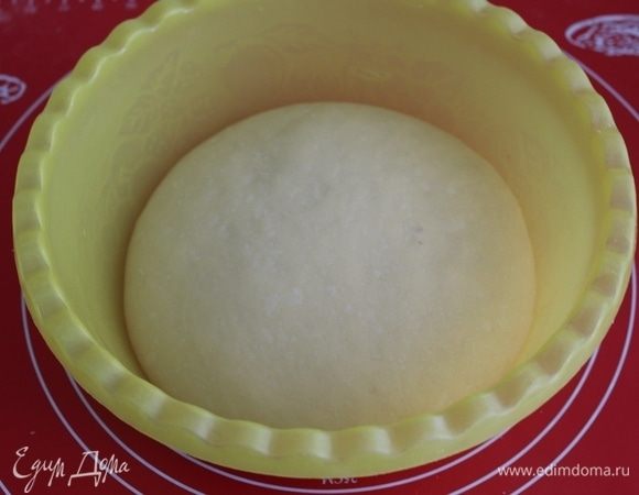 Через час тесто отлично поднялось.