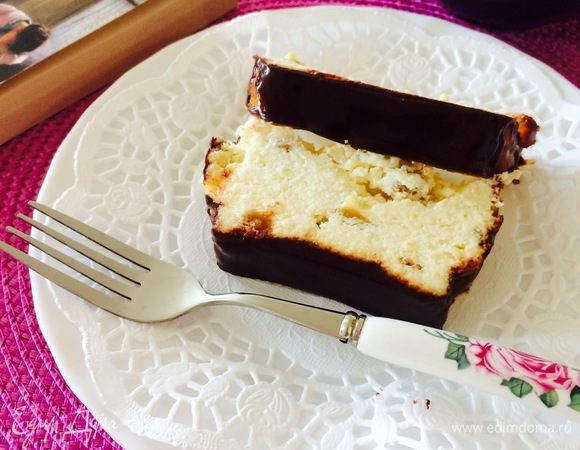 Творожник отправить в холодильник на 6-8 часов. Приятного аппетита!