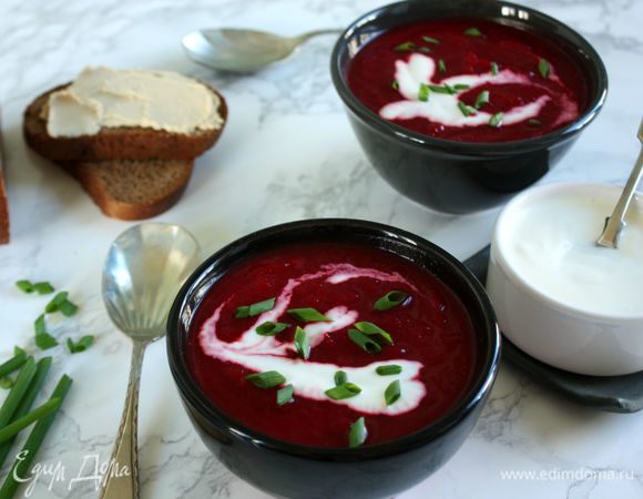 Украсьте шнитт-луком и не забудьте про свежий, хрустящиий хлеб ))
Приятного аппетита!