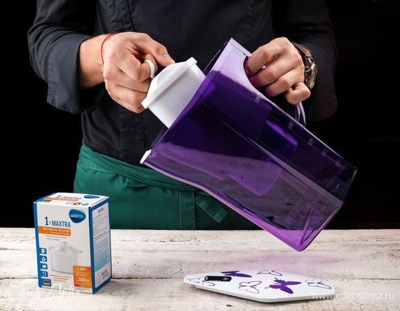 Не забудьте проверить ресурс своего картриджа. Если он истек, об этом укажет BRITA Memo индикатор. Обратите внимание, что для приготовления горячих блюд лучше использовать мягкую воду, чтобы вкус ингредиентов лучше раскрылся. Для этого используйте картридж MAXTRA Жесткость Эксперт.