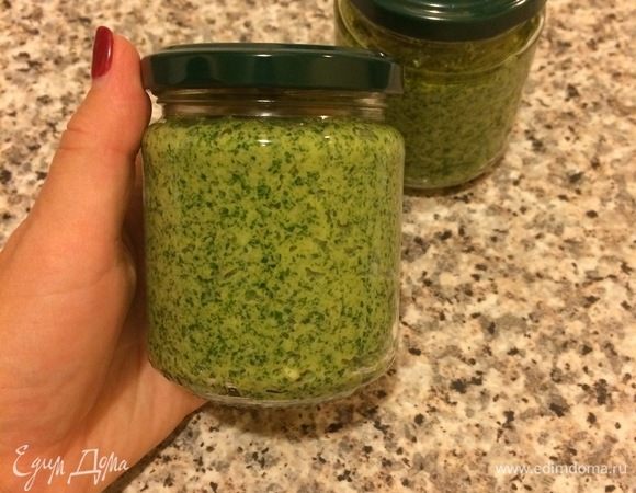 Из этого количества у меня получились 2 вот такие баночки. В каждой наверно грамм 150.