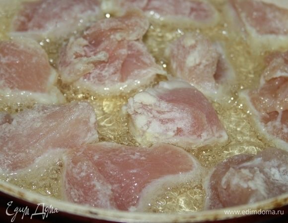 Жарить на разогретом растительном масле.