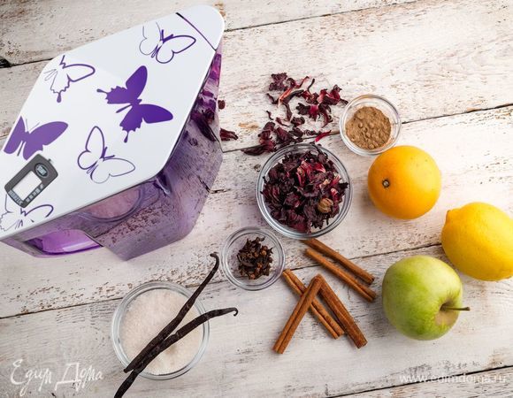 Для приготовления ароматного чая нам понадобятся следующие ингредиенты.