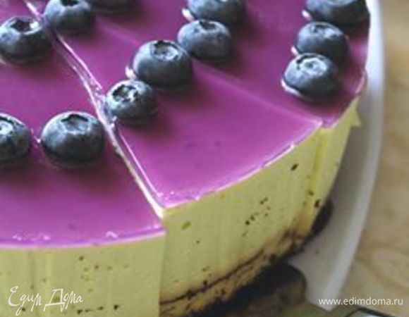 Волшебный миг в тортотворении. Вот он, уже готовый. Уже вытащен из формы. Уже... Остался один момент, который решит почти все — разрез. Особенно, если в торте задумка с основным акцентом именно на него. Режешь раз-раз... Подставляешь лопатку... Как ребенок с упакованным подарком на день рождения, вся в предвкушении «получилось?». И...