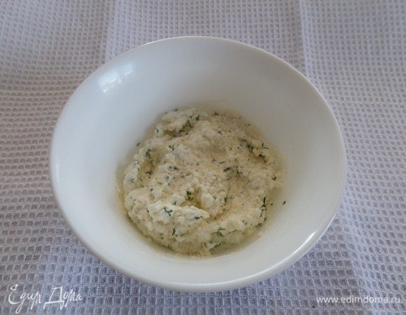 Хорошо перемешиваем массу.