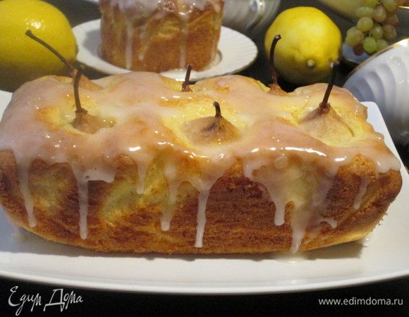 Покрываем кексы лимонной глазурью. И подаем к столу!