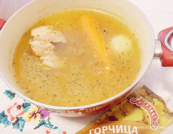 Горох разварился. Суп готов.