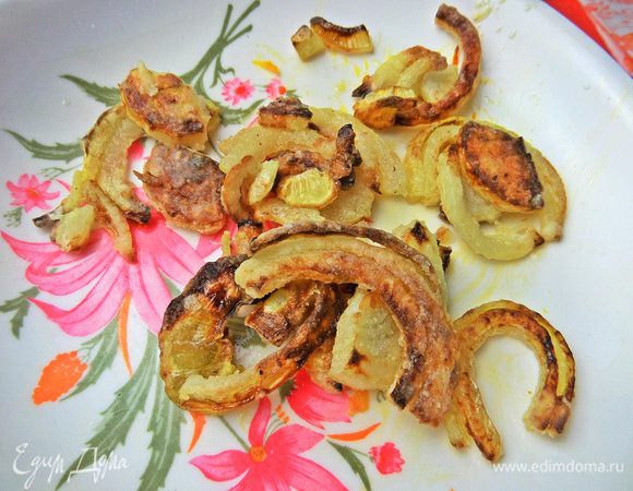 Перенести на тарелку.