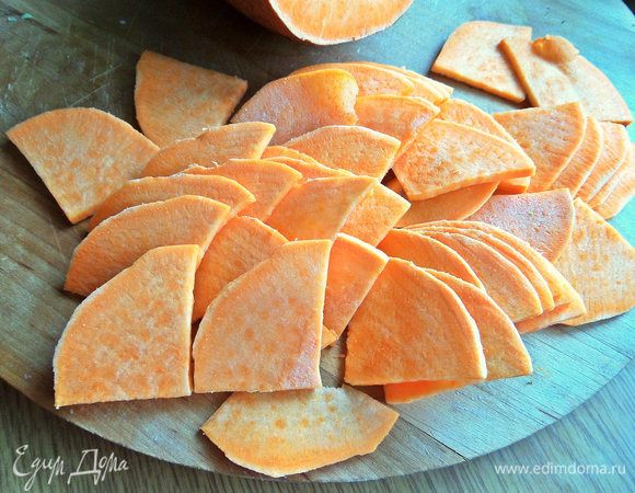 Нарезать тонко.