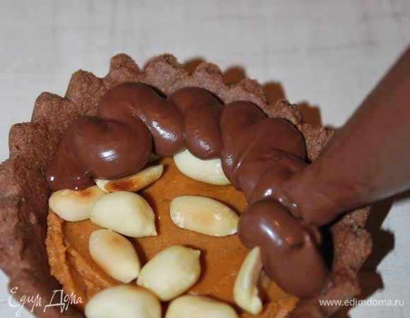 На орехи — мятно-шоколадный ганаш.