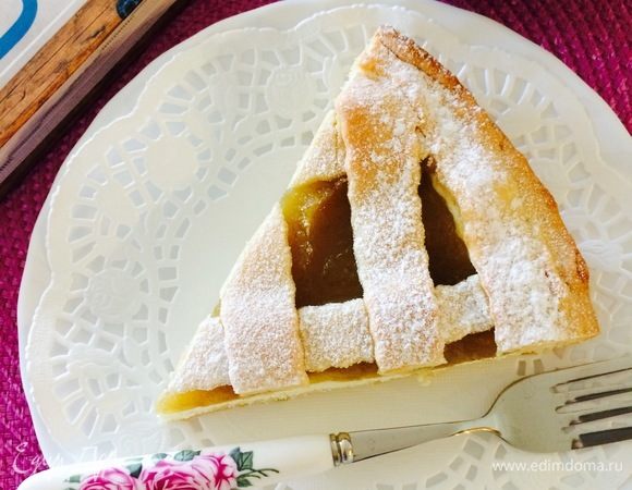 Готовый пирог полностью остудить.