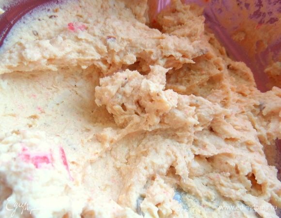 Перетираем все ложкой.