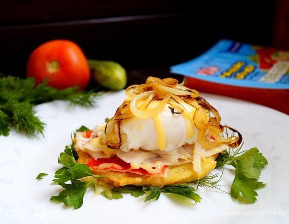 Сверху на яйцо-пашот поместить лук и сервировать по желанию. Приятного аппетита!!!