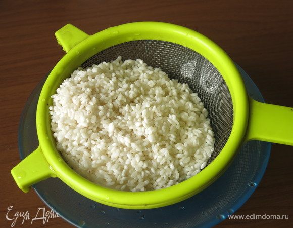 Просушиваем рис.