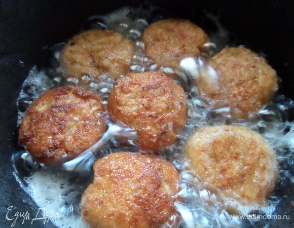 Перевернуть и жарить снизу.