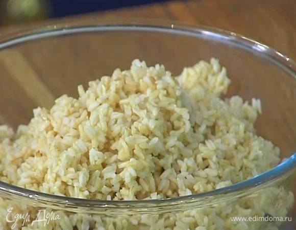 Рис отварить согласно инструкции на упаковке.