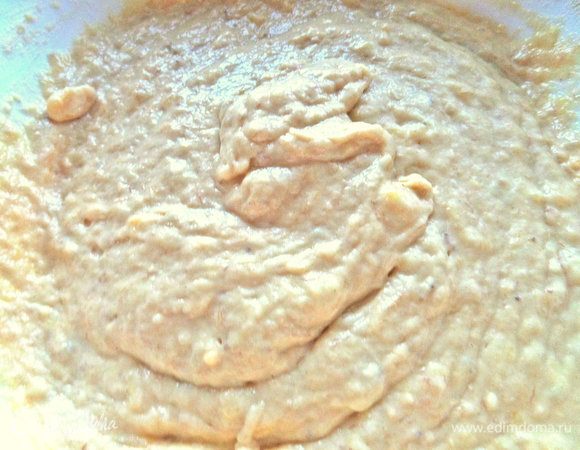 Замешиваем однородное тесто.
