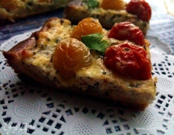 Очень люблю сочетание базилика с творогом. Базилик придает любому блюду свой особый пряный вкус и аромат. Черри внутри остались сочными. 
