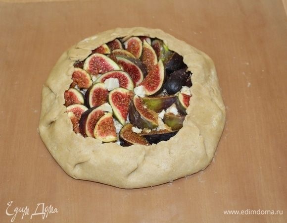 Завернуть края.