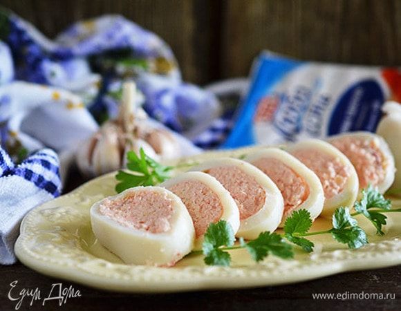 Перед подачей нарежьте.