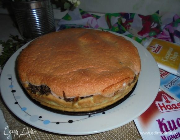 Выпекать в разогретой до 180°С в духовке в течение 40-45 минут.