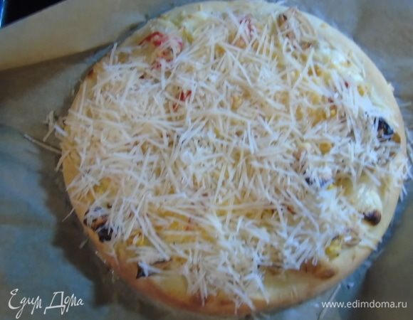 Достаем, посыпаем тертым пармезаном и отправляем на 30 секунд-1 минуту еще в духовку.