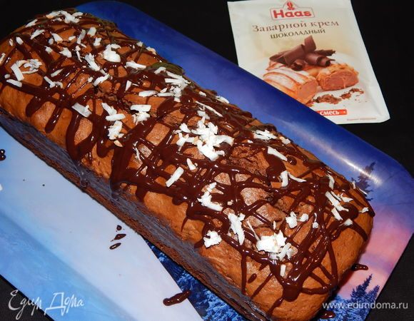 60 г шоколада растопить с 2-мя столовыми ложками молока и полить сверху кекс.