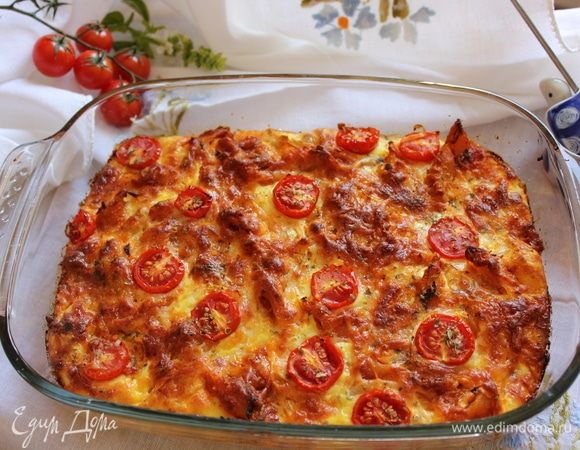 Вот такая вкуснятина у нас получилась! И паста спасена, и желудок доволен. При подаче можно присыпать свежими цветами базилика.
Приятного аппетита!
Buon appetito!