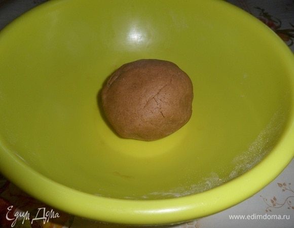 Замешиваем тесто.