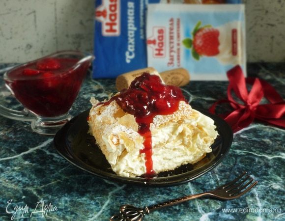 Подавать с ягодным соусом. Приятного аппетита!