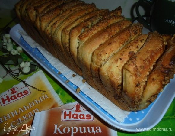 Выпекать в разогретой до 180°С духовке в течение 35-40 минут.