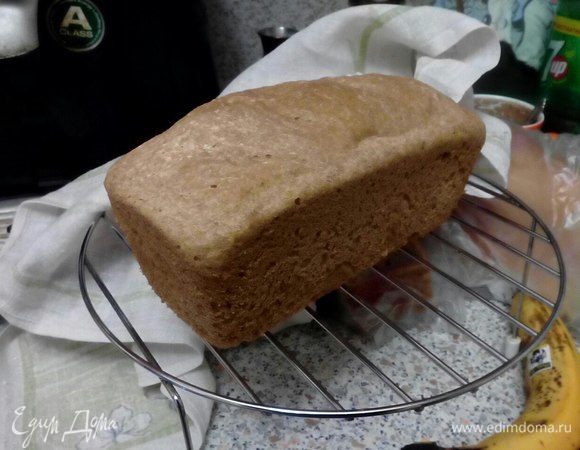 Оставить остыть в духовке ~15 мин. Выложить хлеб на подставку (для продувания низа хлеба), накрыть полотенцем. Дать остыть хлебу ~2-3 часа.