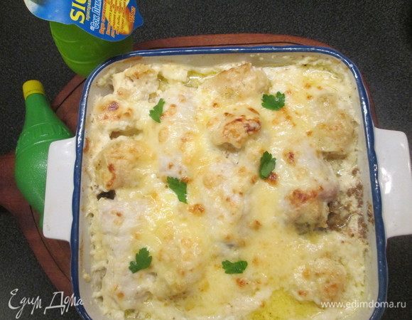 Запекаем до румяной корочки, вынимаем из духовки и даем 5 минут отдохнуть.