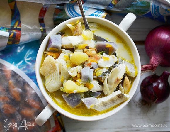 Довести до кипения и варить 5 минут.